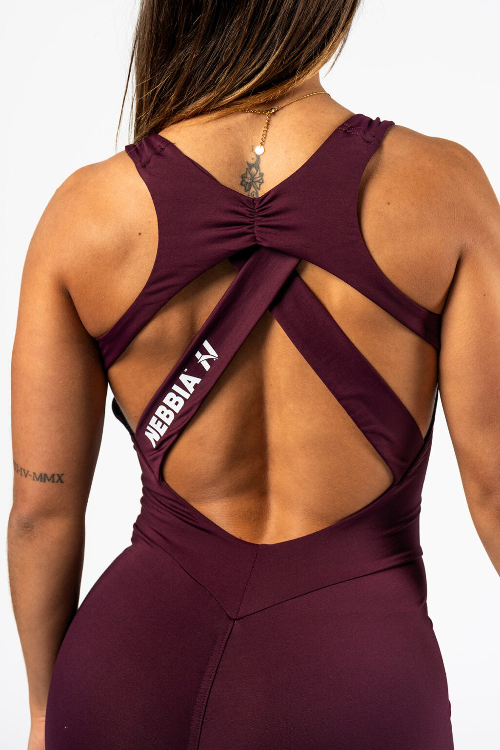 BODY-ENHANCING WORKOUT JUMPSUIT STRONG BEAUTY LIGHT 427