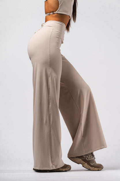 DENI X NEBBIA HIGH-WAIST FLARED PANTS 312