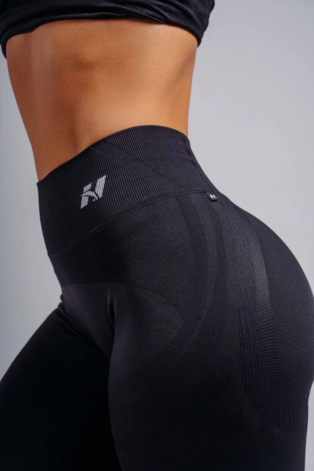 HIGH-WAIST EXTRA PUSH-UP LEGGINGS PRIMAL 850