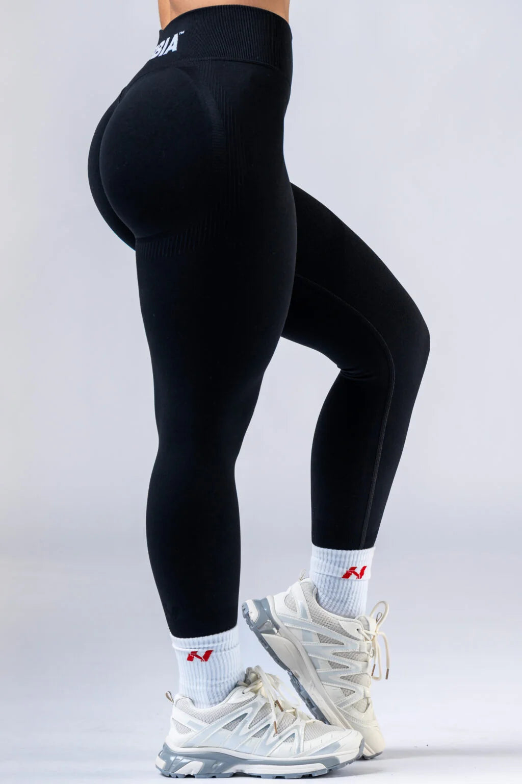 HIGH-WAISTED PUSH-UP LEGGINGS POWER 888
