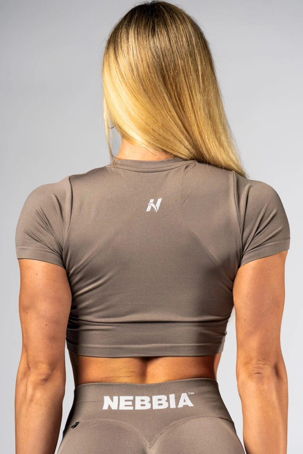 SEAMLESS CROP TOP WITH SHORT SLEEVES POWER 891