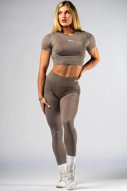 SEAMLESS CROP TOP WITH SHORT SLEEVES POWER 891
