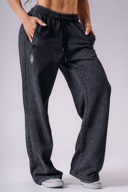 NEBBIA X OLYMPIA RELAXED SWEATPANTS 940