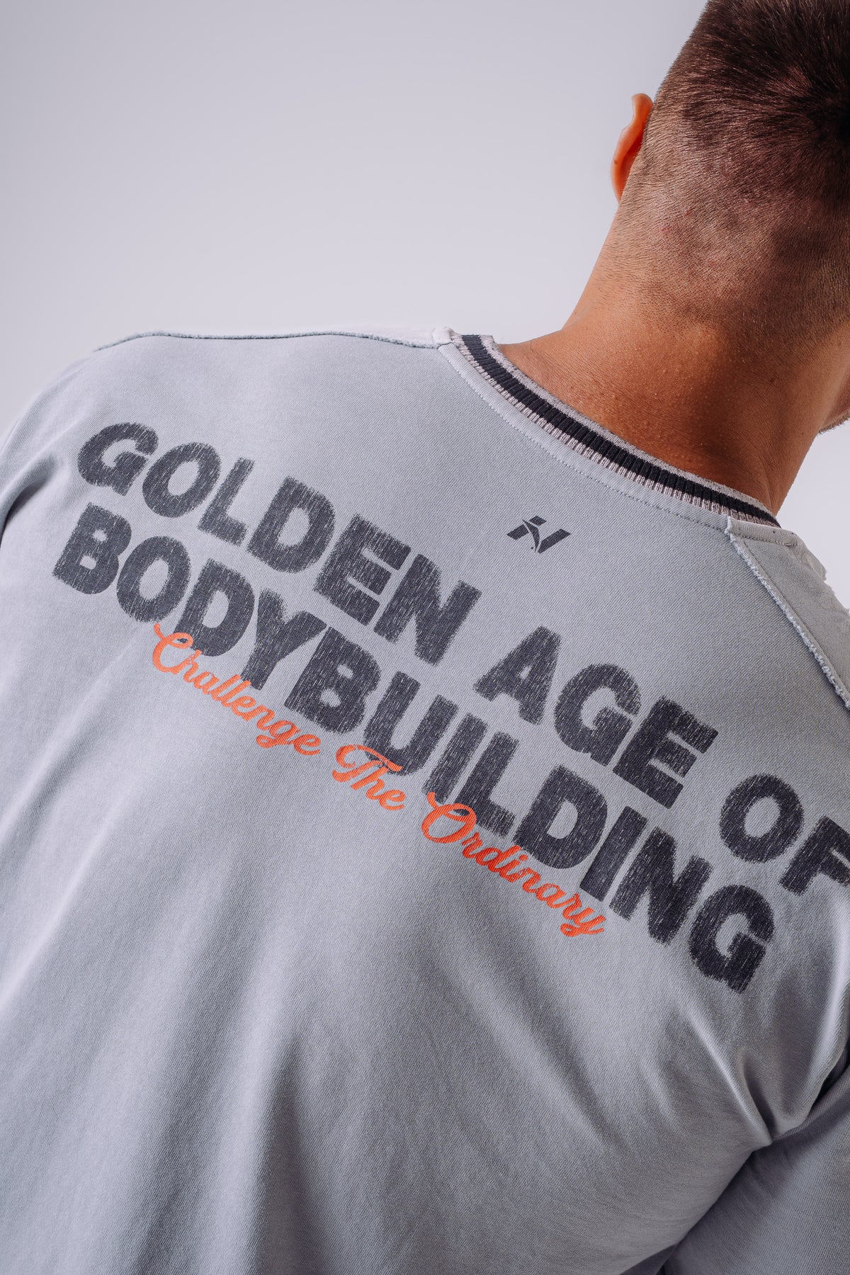 NEBBIA X OLYMPIA MUSCLE COVER T-SHIRT 942