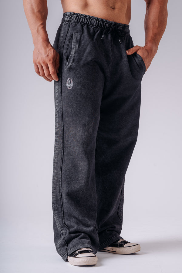 NEBBIA X OLYMPIA RELAXED SWEATPANTS 949