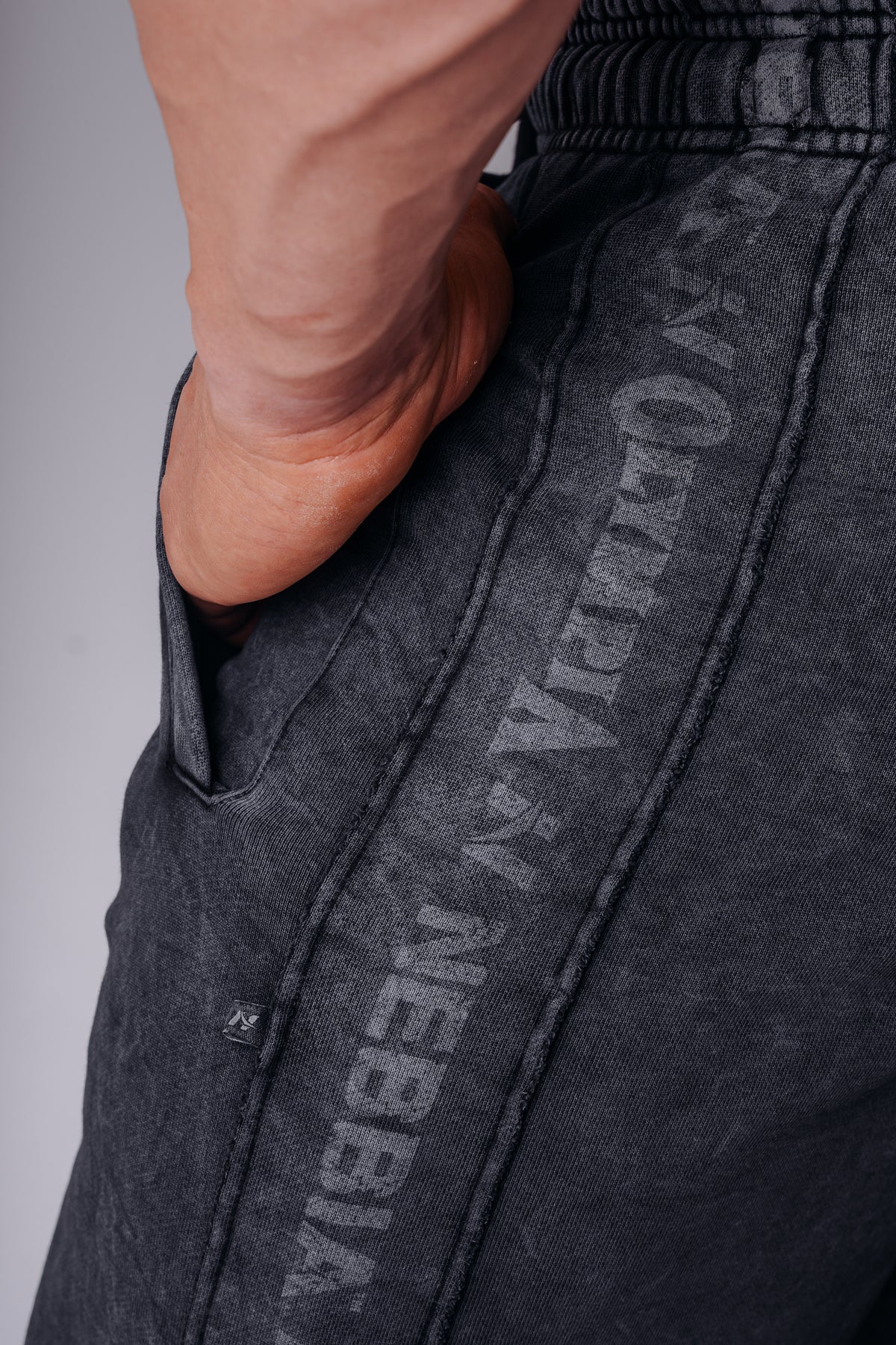 NEBBIA X OLYMPIA RELAXED SWEATPANTS 949