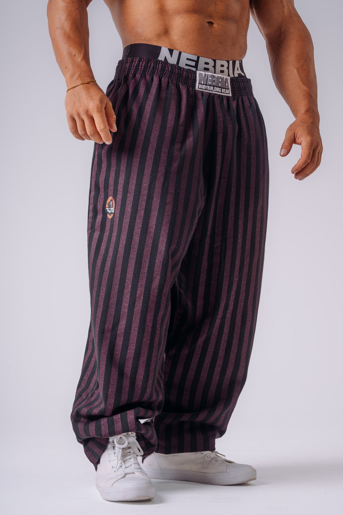 NEBBIA X OLYMPIA PINSTRIPE SWEATPANTS 956