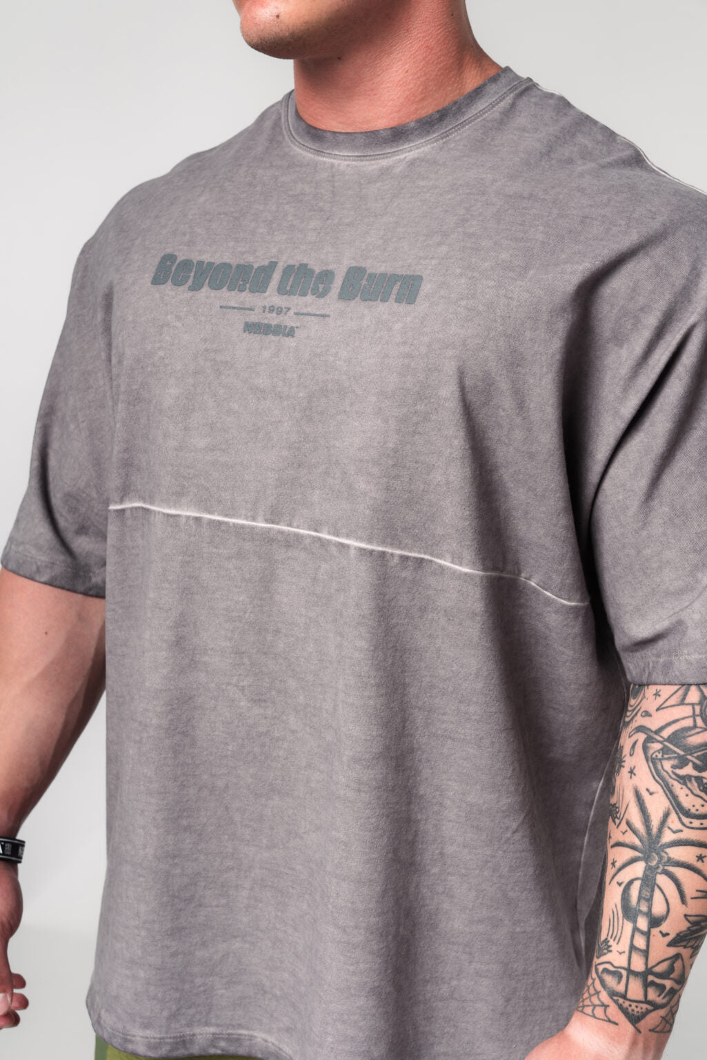 WASHED-OFF OVERSIZED HEAVYWEIGHT COTTON T-SHIRT NO SHORTCUTS  369