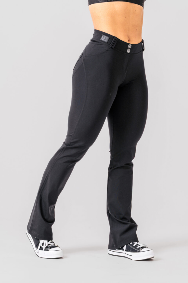 BUBBLE BUTT FLARED PANTS 2.0 POWER LIFT BLACK 308