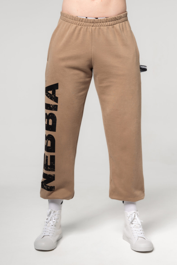 nebbia.preview.deploy.sk-gym-sweatpants-baggy-style-gym-bro-365-light-brown-01-1025x1536 GYM SWEATPANTS BAGGY STYLE GYM BRO LIGHT BROWN 365