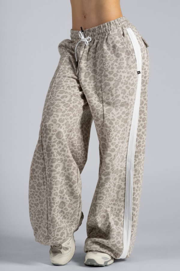 865-cream-leopard-01-1-1024x1536 BAGGY LEOPARD SWEATPANTS PRIMAL 865